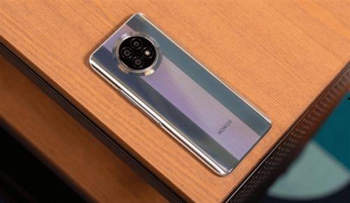 荣耀最新款爆料,颠覆性设计，性能再升级！  第2张