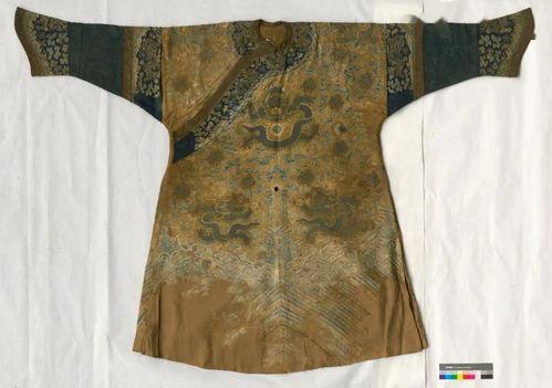 最新龙袍爆料,传承与创新交织的皇家风采 第2张 最新龙袍爆料,传承与创新交织的皇家风采 第2张